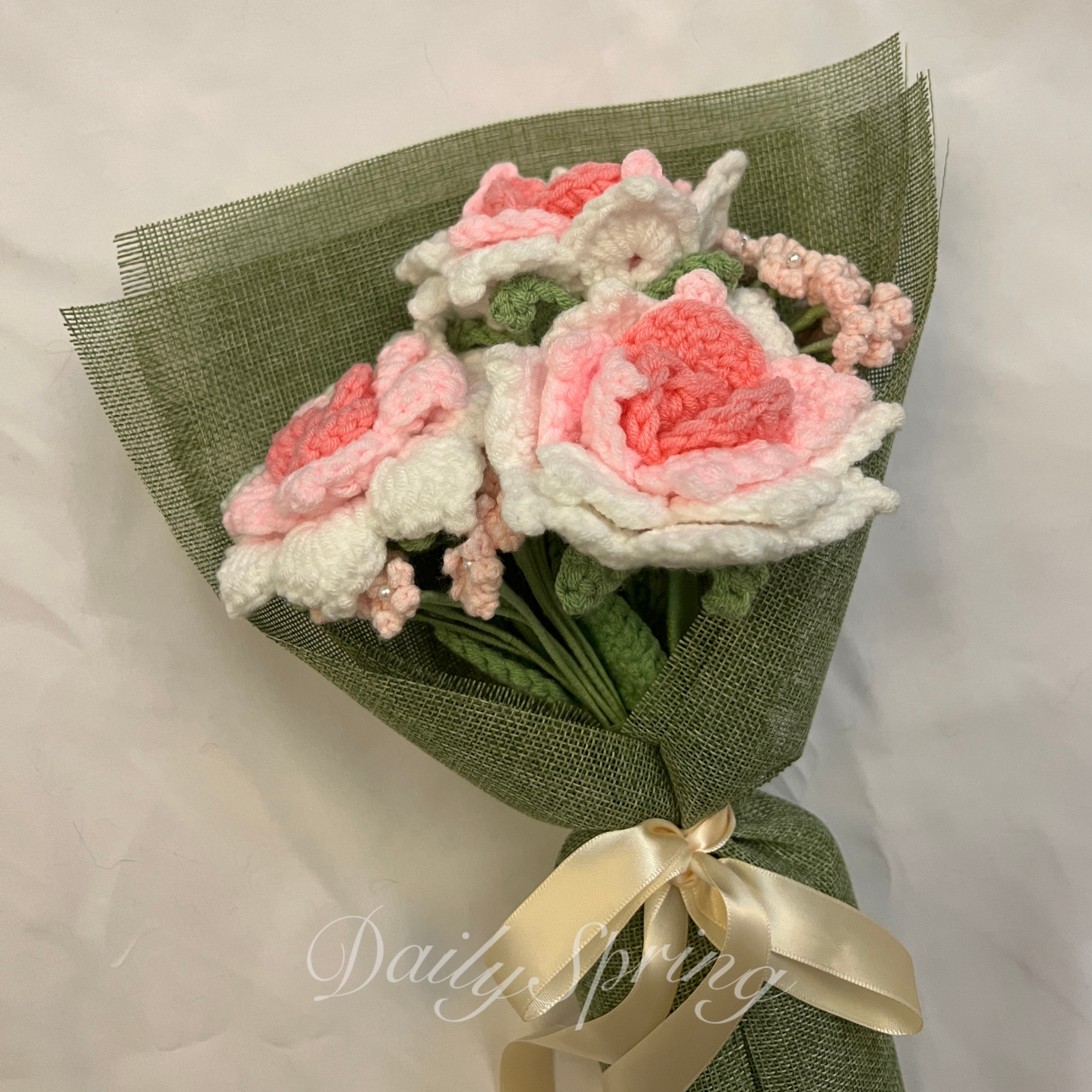 Large Rose & Baby's Breath Bouquet