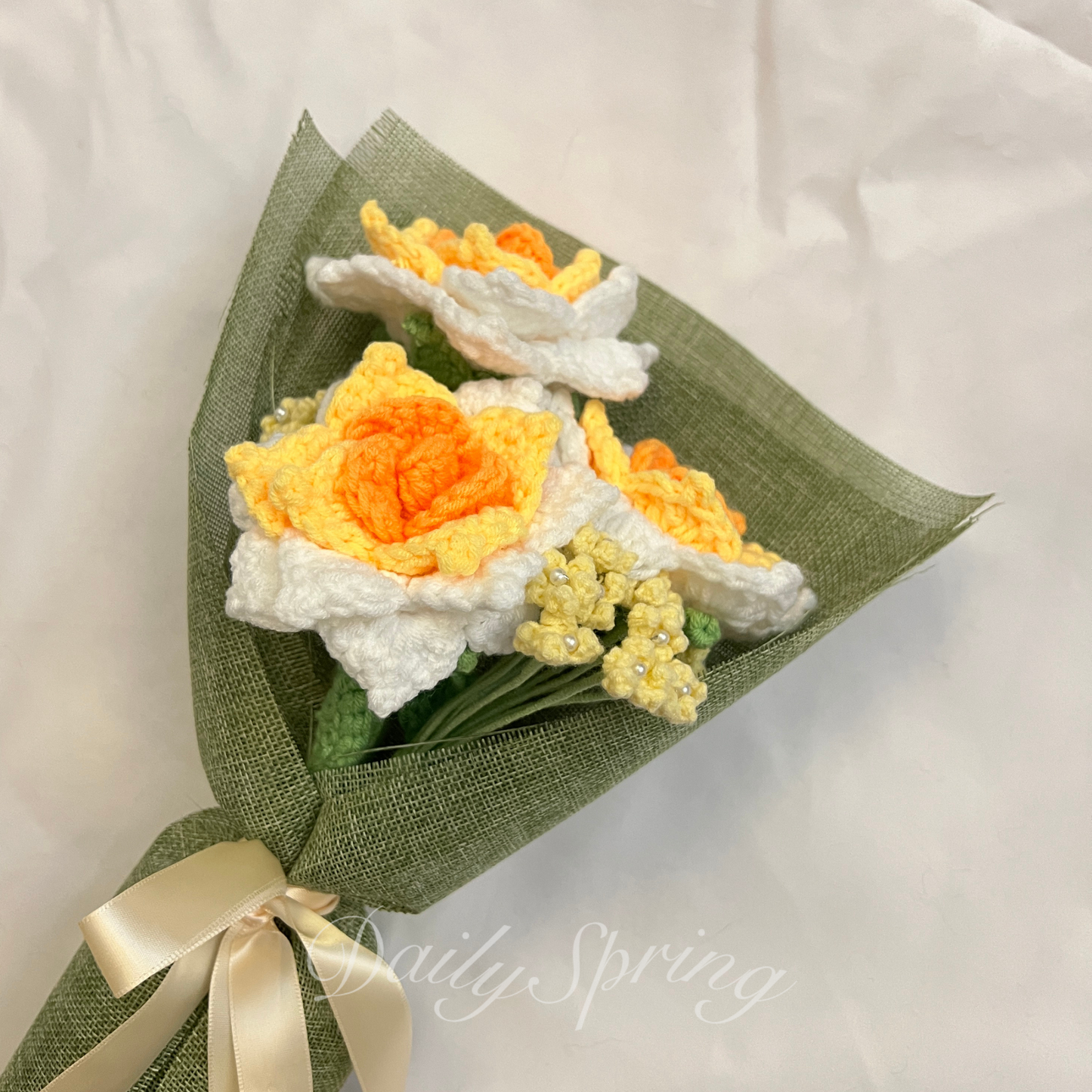 Large Rose & Baby's Breath Bouquet